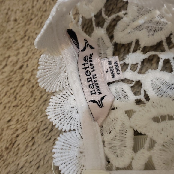 Lace top - Picture 5 of 7